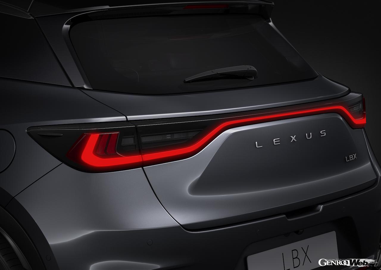 新型コンパクトラグジュアリーSUV「レクサス LBX」のエクステリア。