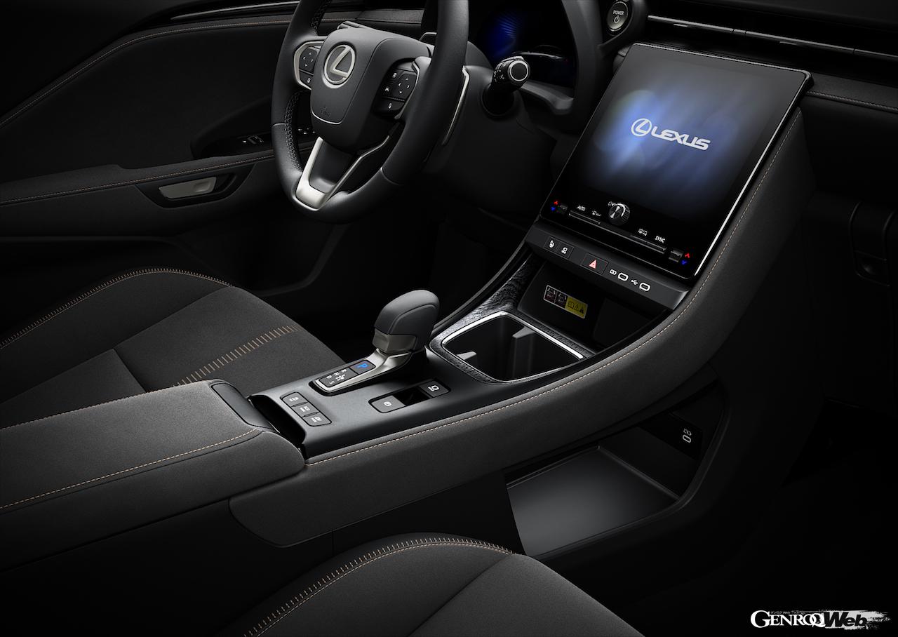 新型コンパクトラグジュアリーSUV「レクサス LBX」のインテリア。