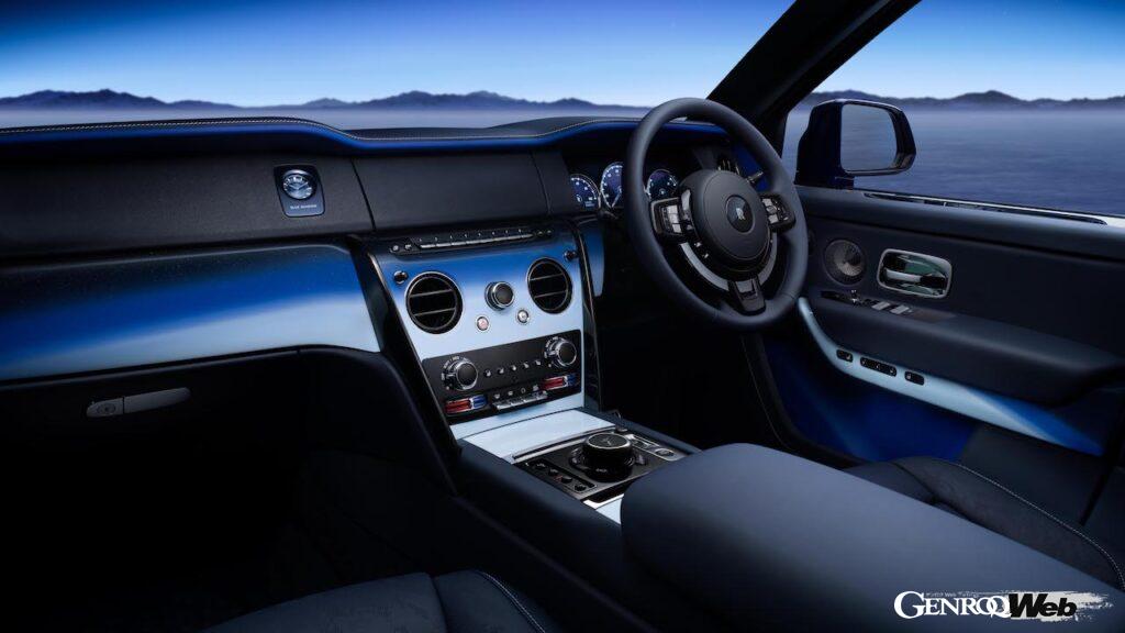 「ロールス・ロイス ブラック・バッジ カリナン ブルーシャドー」のインテリア。