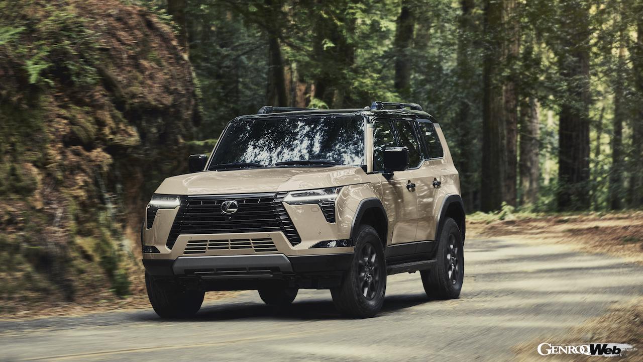 3代目に進化したラグジュアリーオフローダー新型「レクサス GX」の走行シーン。