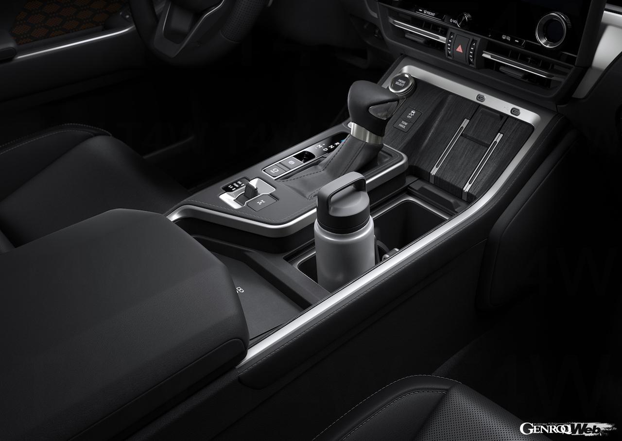 3代目に進化したラグジュアリーオフローダー新型「レクサス GX」のインテリア。