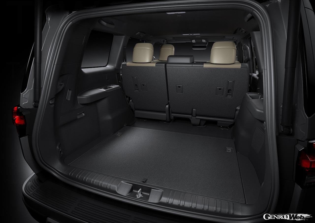 3代目に進化したラグジュアリーオフローダー新型「レクサス GX」のラゲッジルーム。