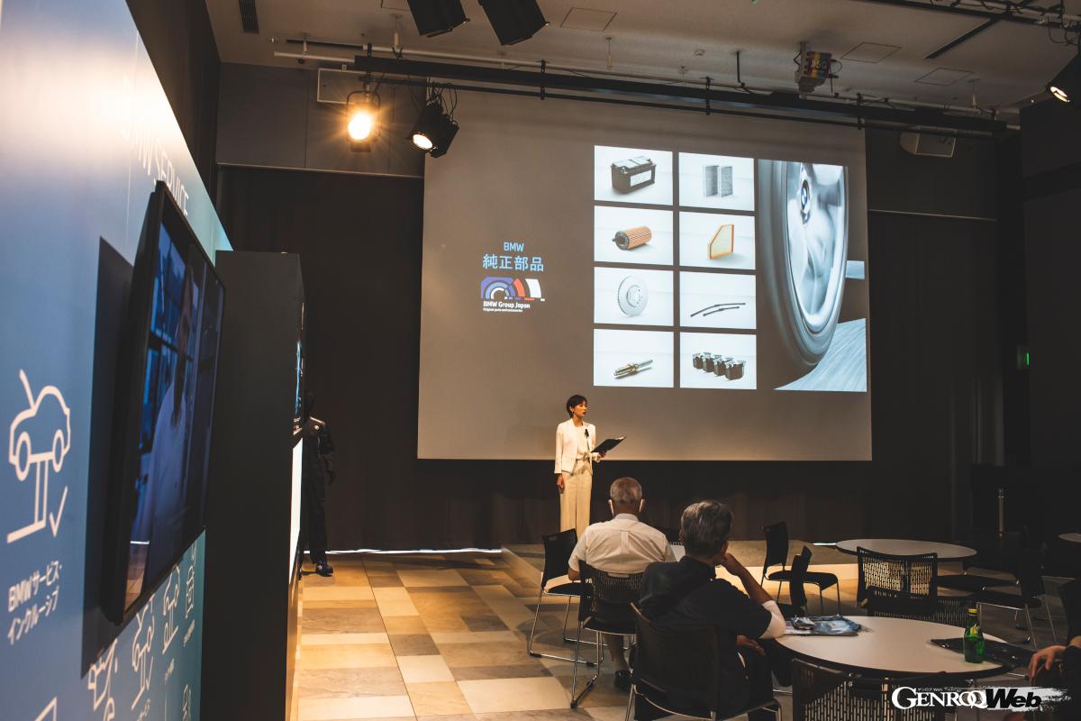 会場ではディーラーでの整備の優位性を表現するために、様々な純正パーツや走りをさらに高めるためのMパフォーマンスパーツが展示されていた。