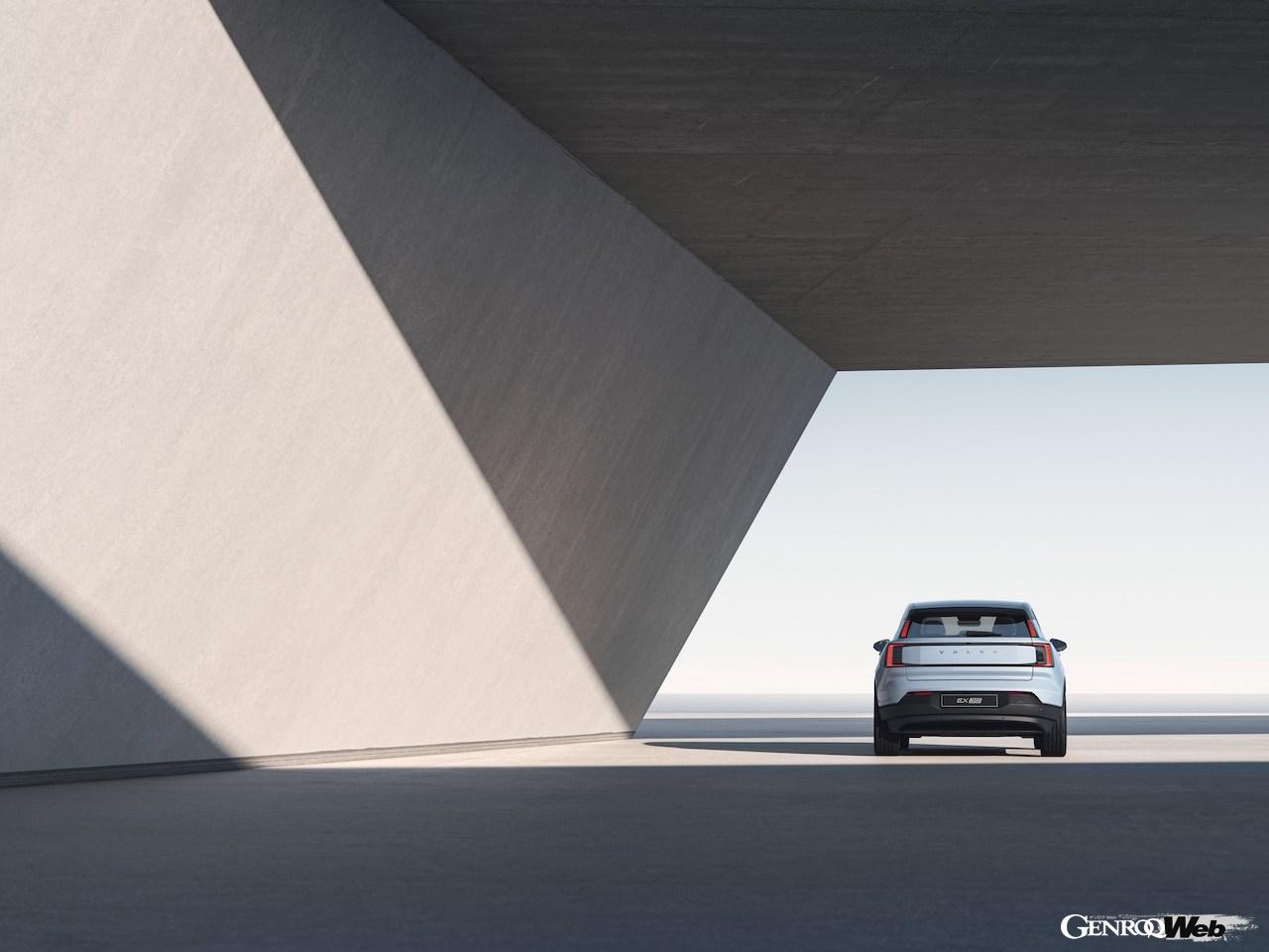 新型フル電動コンパクトプレミアムSUV「EX30」のエクステリア。