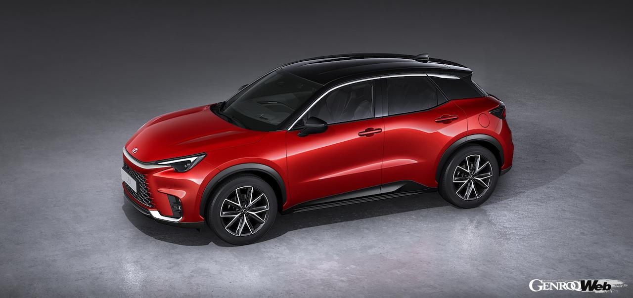 新型コンパクトラグジュアリーSUV「レクサス LBX」のエクステリア。