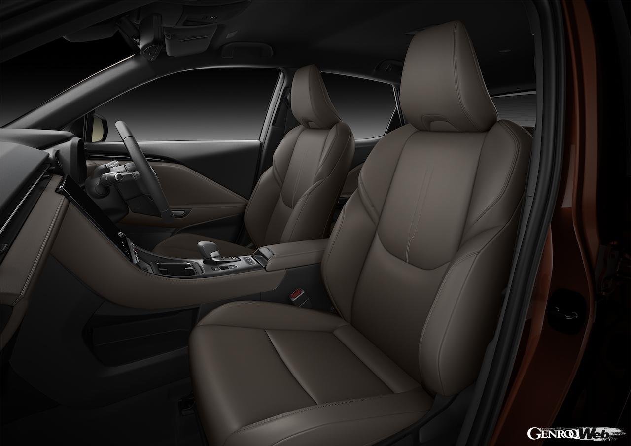 新型コンパクトラグジュアリーSUV「レクサス LBX」のインテリア。