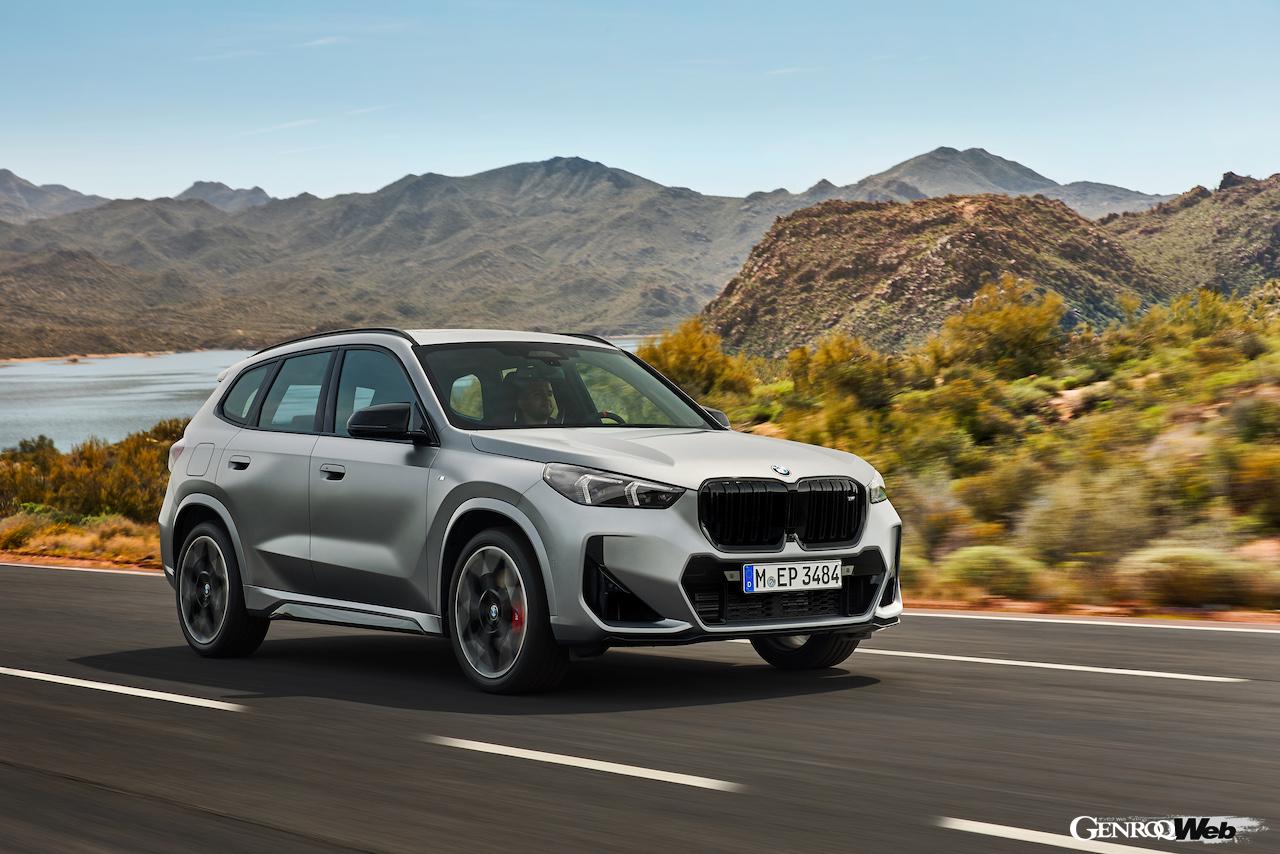 X1シリーズ最強のハイパフォーマンス仕様「X1 M35i xDrive」の走行シーン。