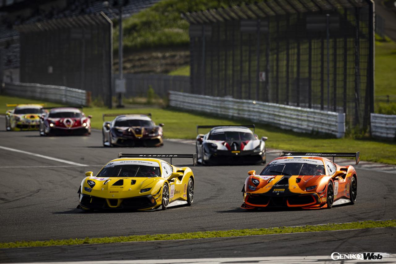 今シーズンからスタートしたワンメイクシリーズ「FERRARI CHALLENGE TROFEO PIRELLI JAPAN」第3戦も併催。晴天の中、白熱のバトルが繰り広げられた。