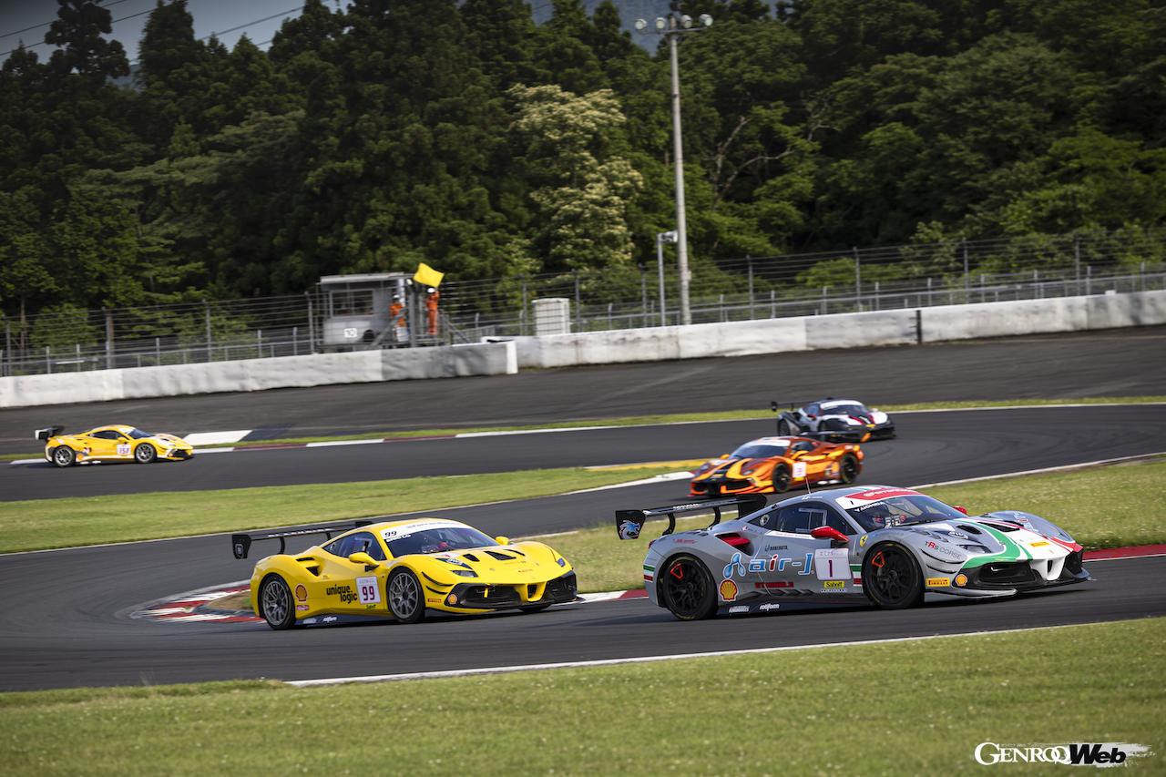 今シーズンからスタートしたワンメイクシリーズ「FERRARI CHALLENGE TROFEO PIRELLI JAPAN」第3戦も併催。晴天の中、白熱のバトルが繰り広げられた。
