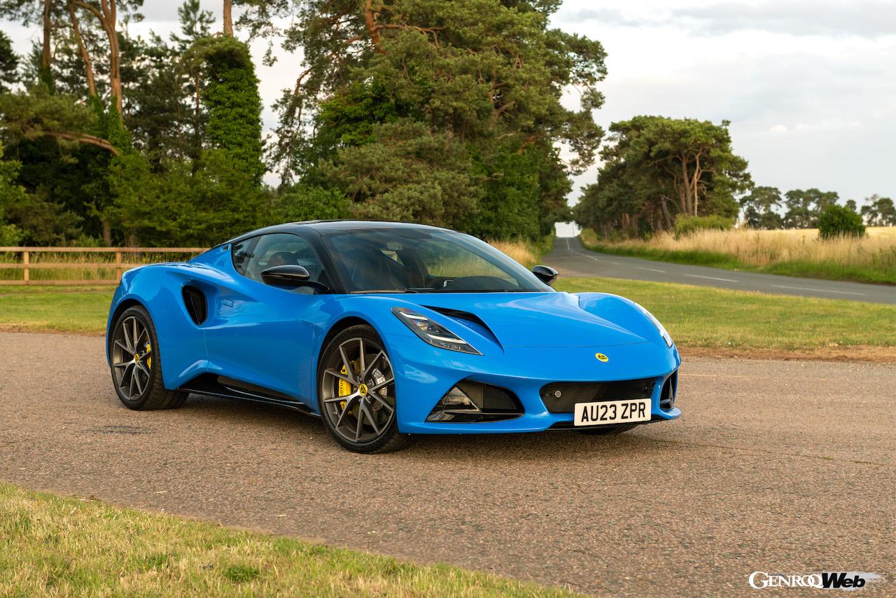 「ロータス エミーラ i4 ファースト・エディション」のエクステリア。