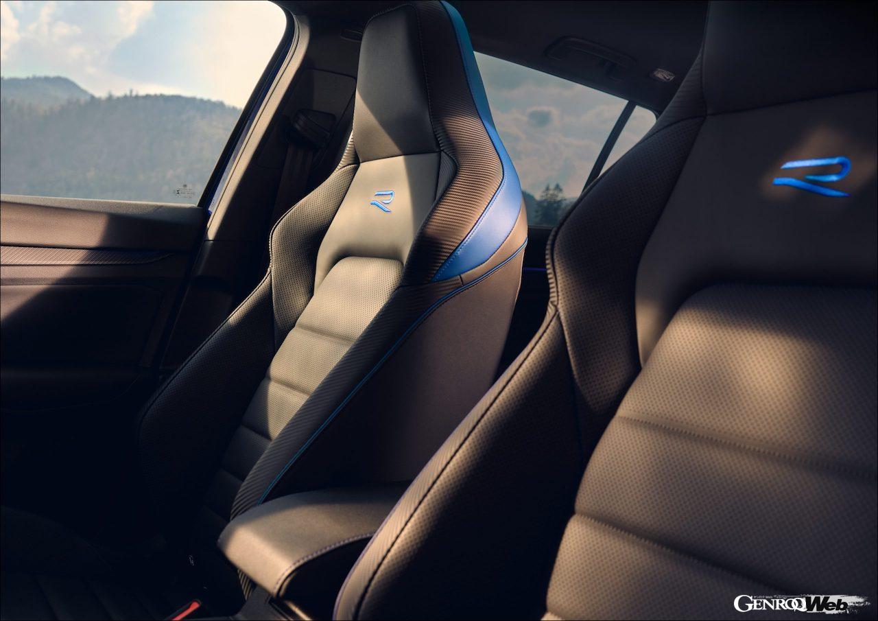 「ゴルフ R」誕生20周年モデル「ゴルフR 20 Years」のインテリア。