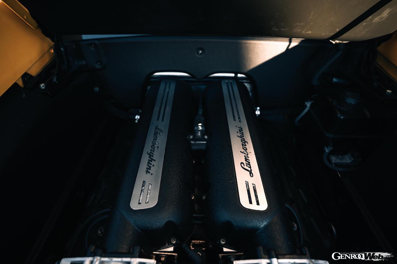 ガヤルドのために開発された5.0リッター90度V型10気筒4バルブDOHCエンジンは、様々な新機軸が採用され、最高出力は500PSを発揮する。