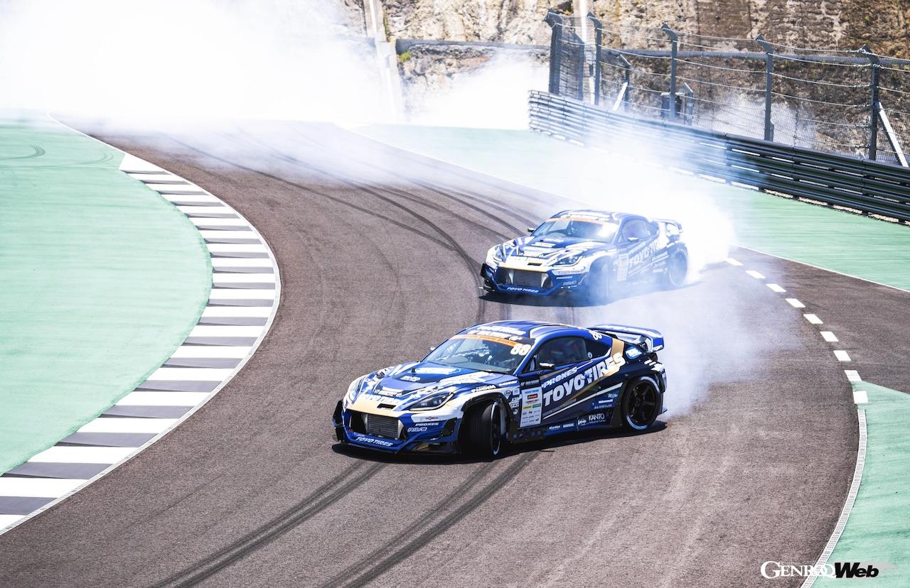 「THE MAGARIGAWA CLUB」のオープニングイベント、「房巛走巛祭 -BO SO SAI-」で行われたドリフトショー。