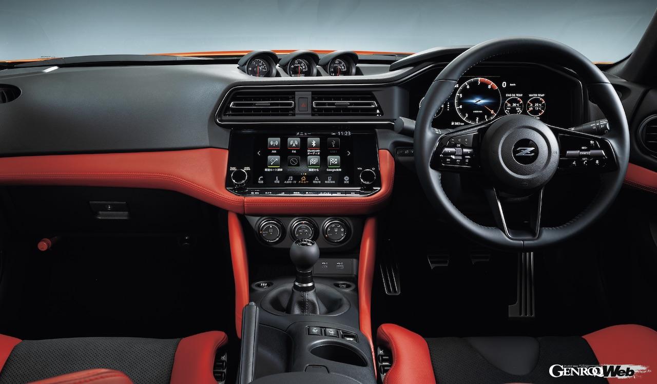 「日産フェアレディZ」2024年モデルのインテリア。