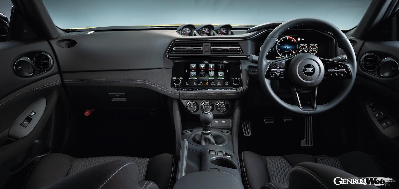 「日産フェアレディZ」2024年モデルのインテリア。