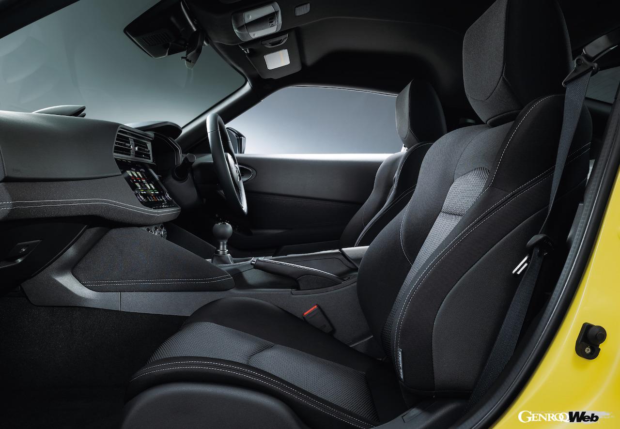 「日産フェアレディZ」2024年モデルのインテリア。