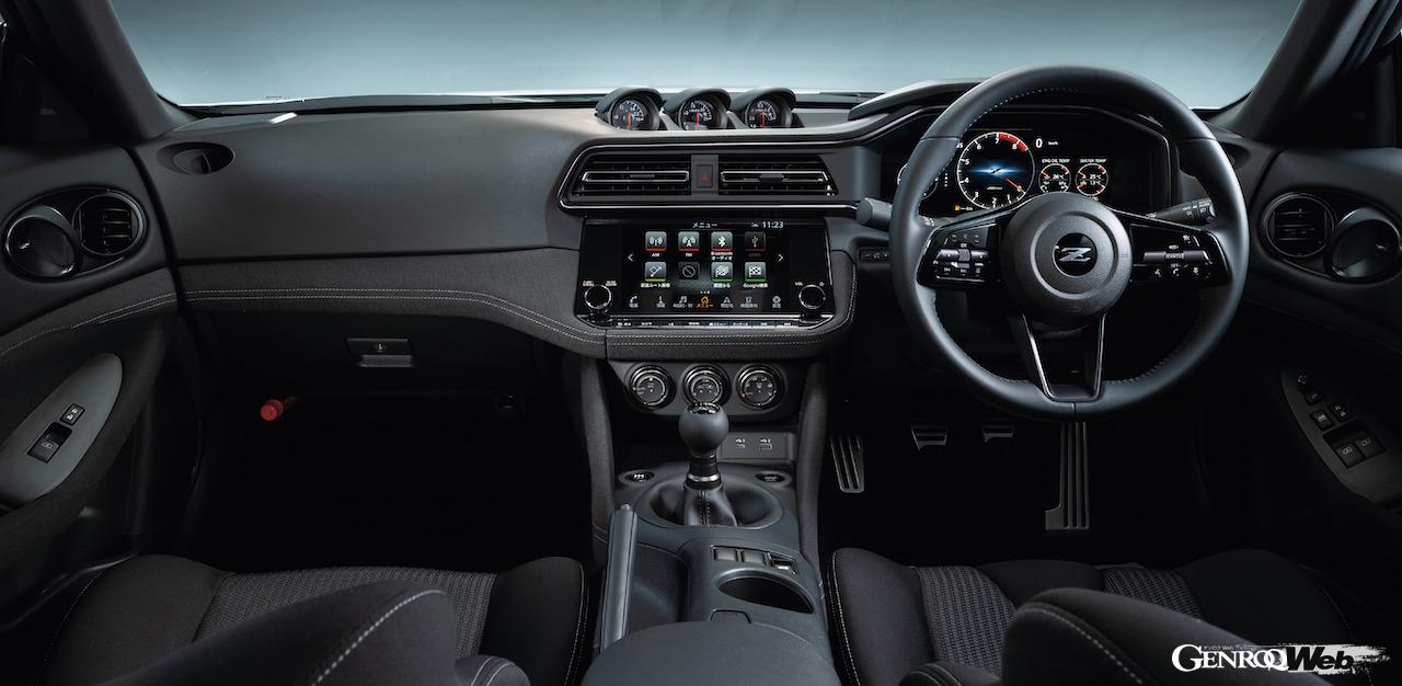 「日産フェアレディZ」2024年モデルのインテリア。