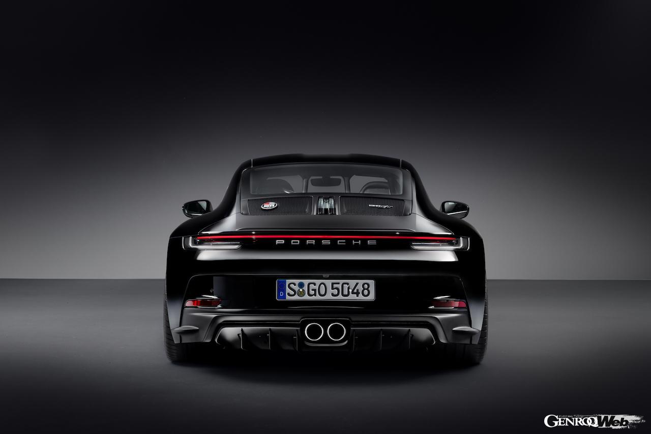 911誕生60周年記念スペシャルエディション「ポルシェ911 S/T」のエクステリア。