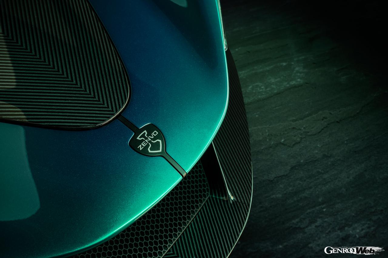 ふたつのモデルが用意されたゼンヴォ オーロラ、写真はグランドツーリング仕様の「トゥール」。