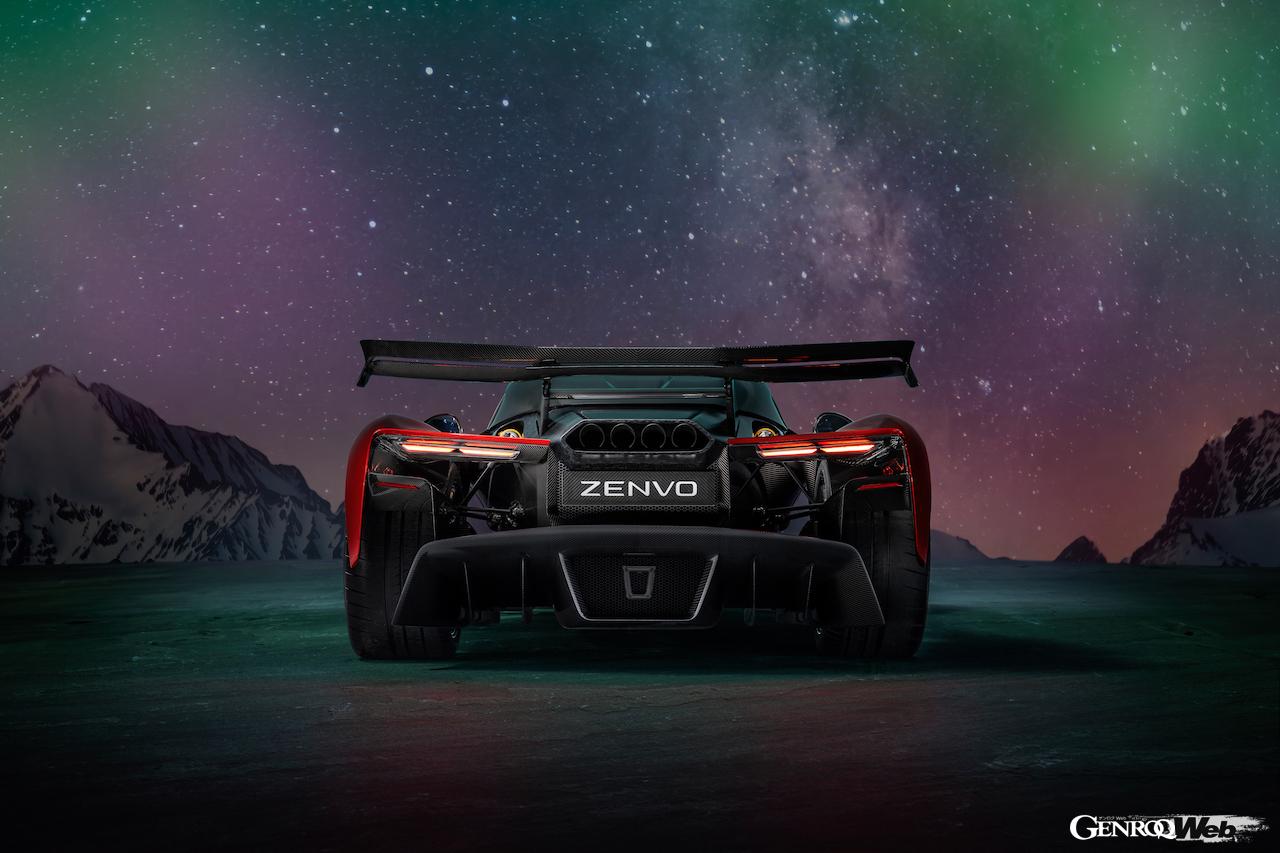 ふたつのモデルが用意されたゼンヴォ オーロラ、写真はサーキット仕様の「アジル」。