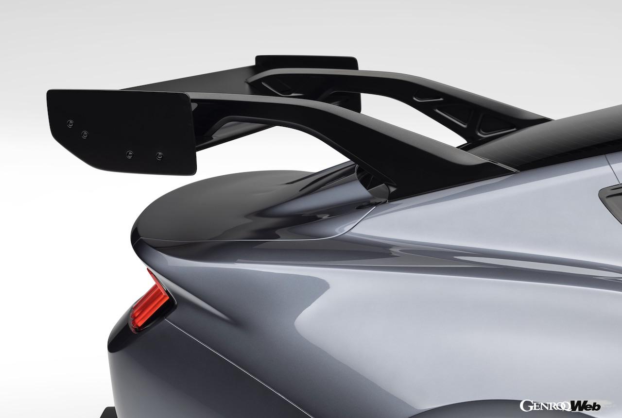 公道走行可能なGT3マシンとして開発された「フォード マスタング GTD」のエクステリア。