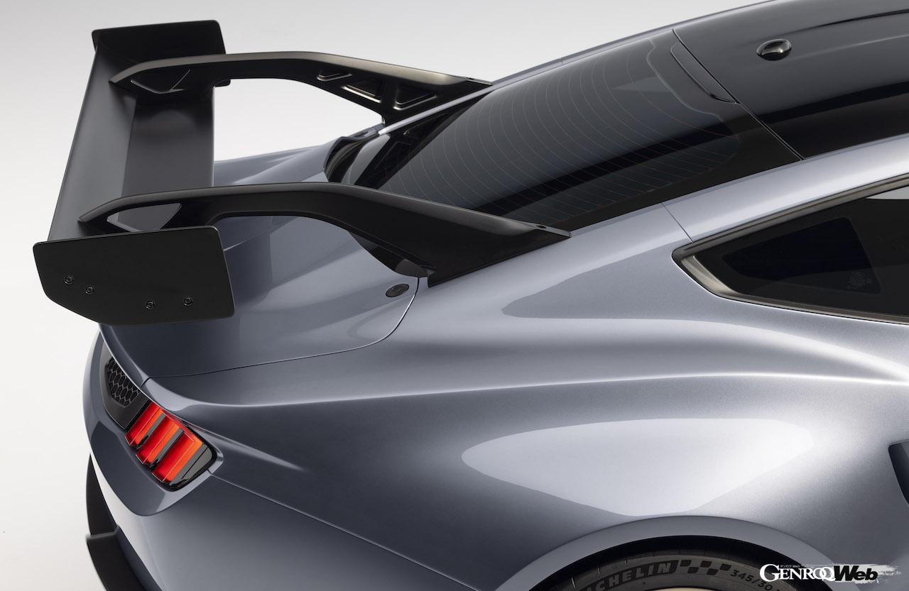 公道走行可能なGT3マシンとして開発された「フォード マスタング GTD」のエクステリア。