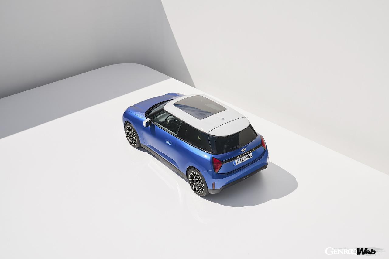 第5世代へと進化した「MINI クーパー 3ドア」のエクステリア。