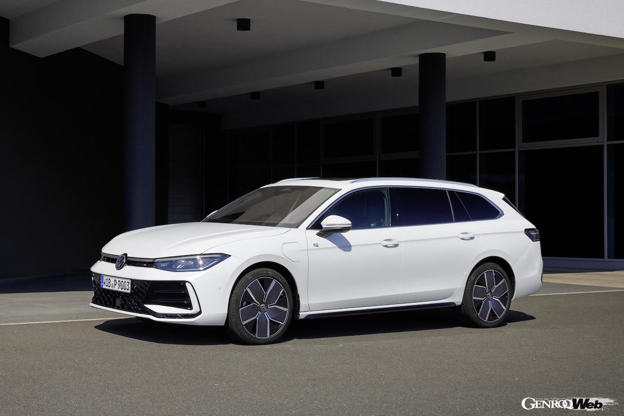 8代目へと進化を果たした「フォルクスワーゲン パサート ヴァリアント」のエクステリア。