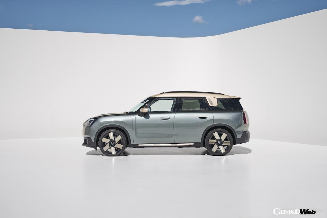 ラインアップ最大サイズを誇る新型「MINI カントリーマン」のエクステリア。