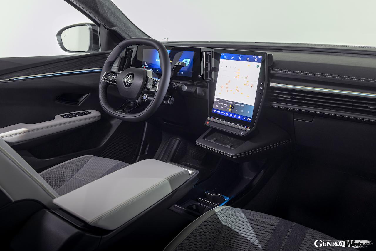 フル電動クロスオーバー「ルノー セニック E-Tech エレクトリック」のインテリア。