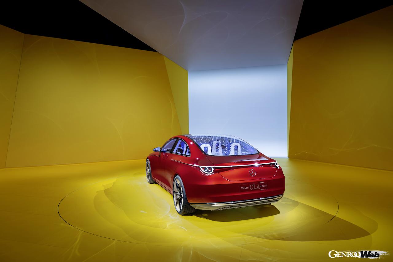次世代フル電動エントリー・メルセデスを予告する「コンセプト CLA クラス」のエクステリア。