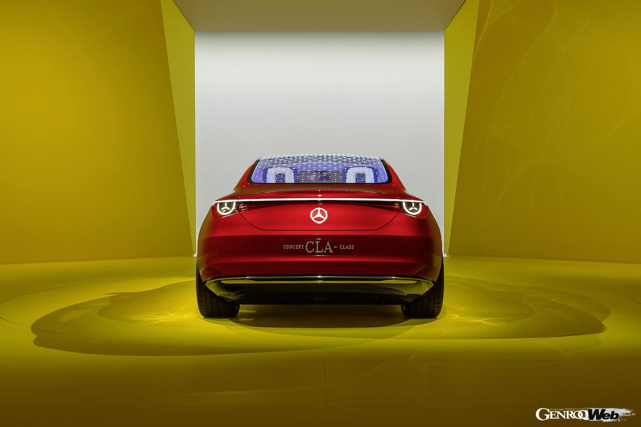 次世代フル電動エントリー・メルセデスを予告する「コンセプト CLA クラス」のエクステリア。