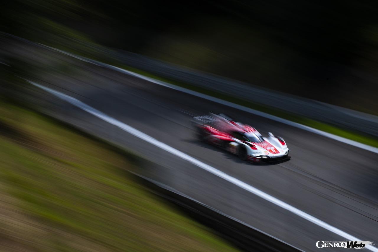 ワークスチーム「ポルシェ・ペンスキー・モータースポーツ」のポルシェ 963 6号車。