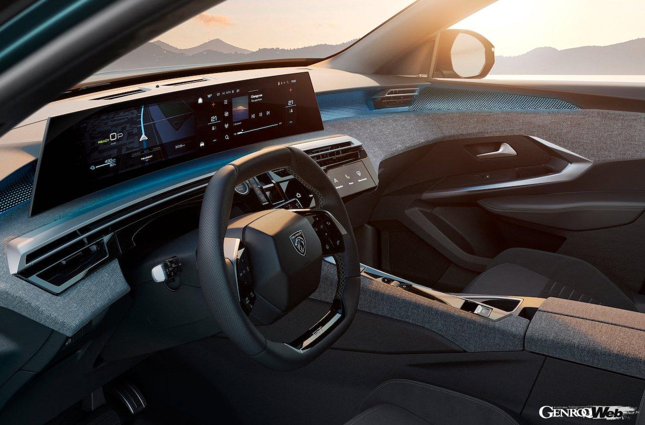 BEVにうまわれ変わった「プジョー E-3008」のインテリア。