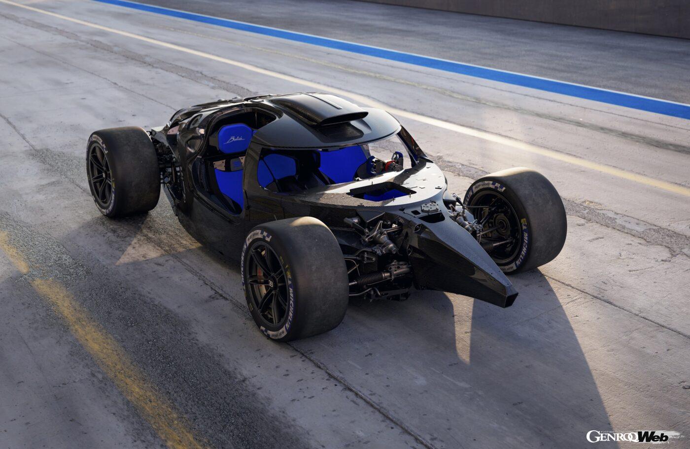 現在、2024年のデリバリーに向けて、開発が続けられているブガッティ ボリードのカーボンファイバー製モノコック。