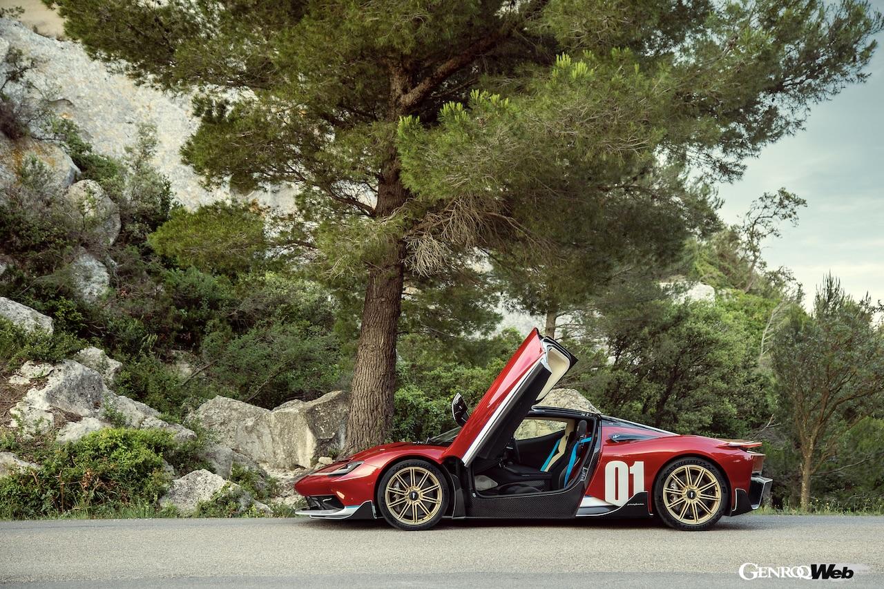 「ザ・ブリッジ」で公開される、スペシャルエディション「バッティスタ エディツィオーネ ニーノ・ファリーナ」。