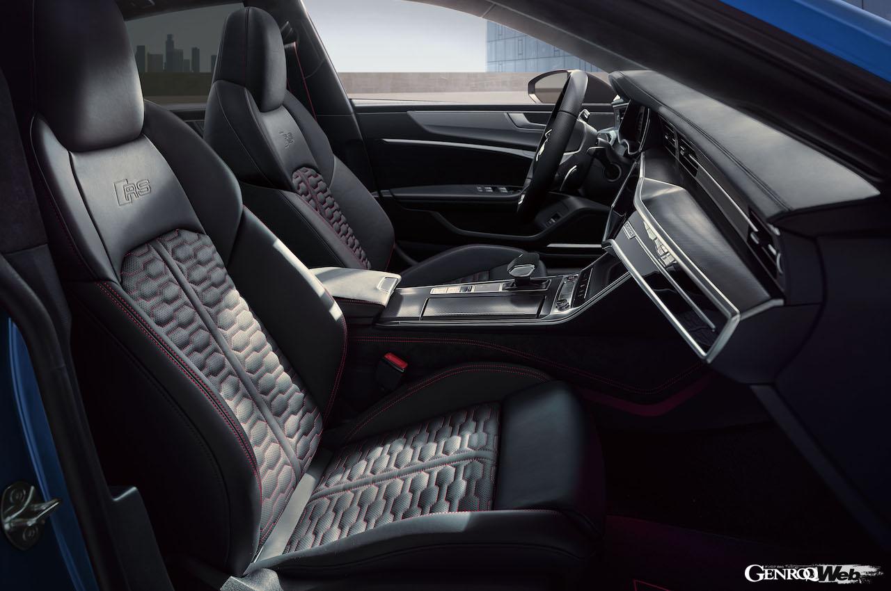 「アウディ RS 7 スポーツバック performance」のインテリア。