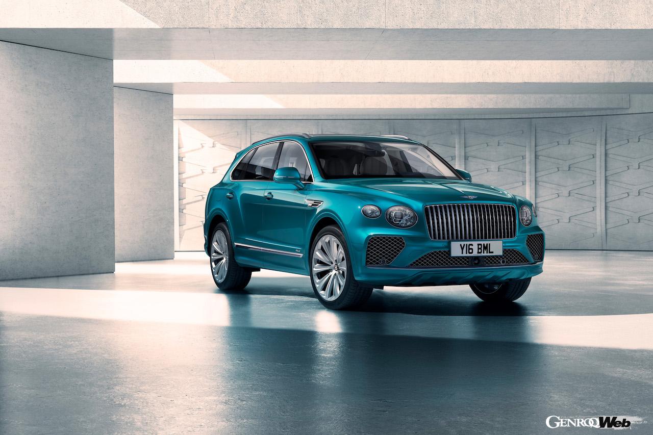 ベントレーのベストセラーSUV「ベンテイガ」が仕様と装備を見直し、様々な快適装備や新機能が新たに投入された。