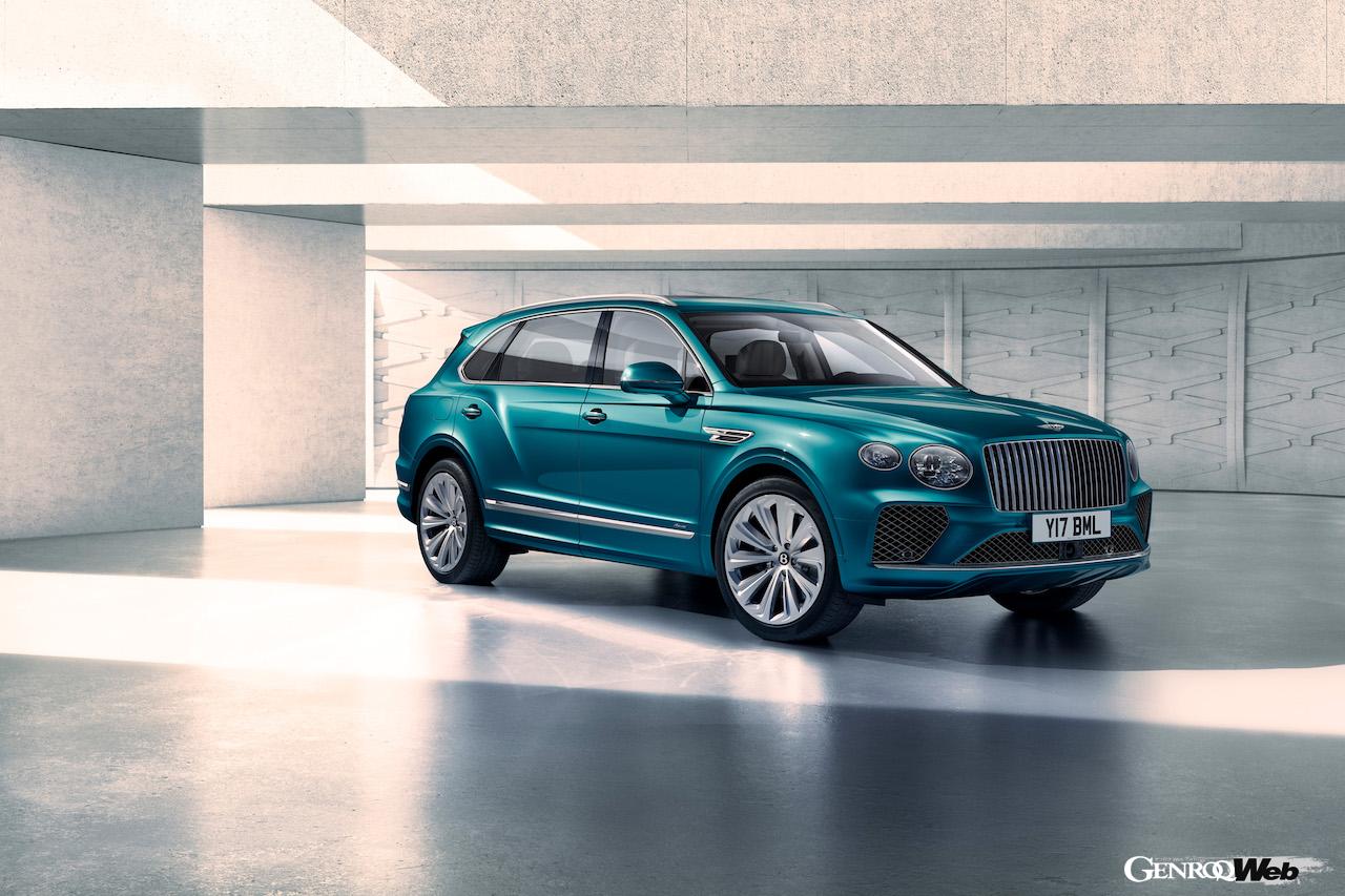 ベントレーのベストセラーSUV「ベンテイガ」が仕様と装備を見直し、様々な快適装備や新機能が新たに投入された。