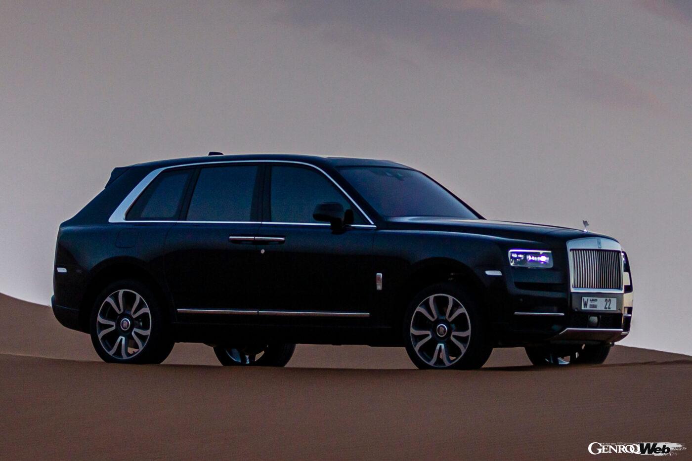 トヨタ センチュリーは全長5205mm、ロールス・ロイス カリナンは5340mm。ともに日本の道路では持て余しそうなサイズだが、センチュリーの全長はセダンタイプより小さく、またカリナンの全長もファントムやゴーストといったセダンタイプよりは控えめだ。