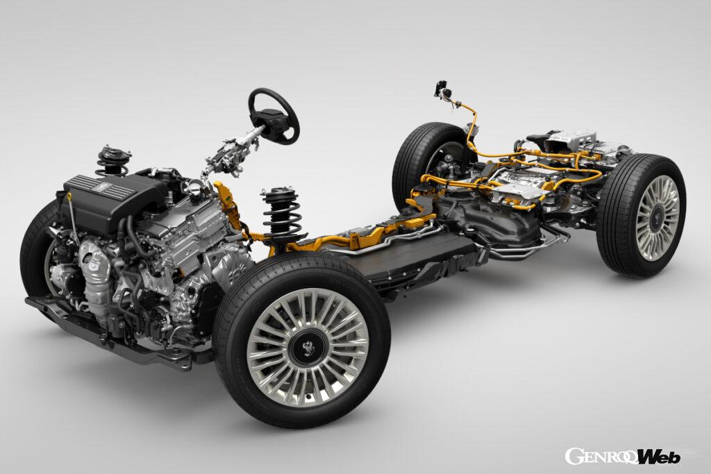 新型センチュリーはセダンタイプと異なり、V6でエンジンは横置き。サスペンションもコイルスプリングとなります。