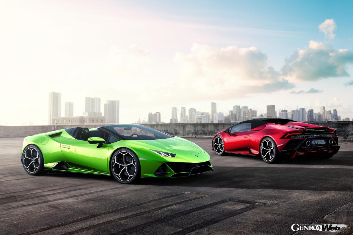 人気のスパイダーモデル「ウラカン EVO スパイダー」もラインナップされる。