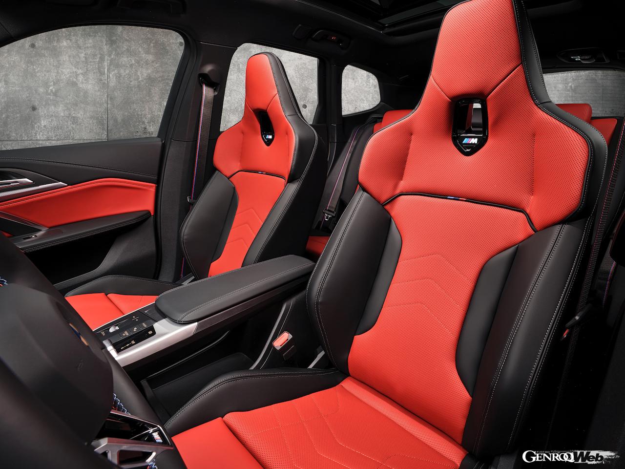 コンパクトSAV初のMパフォーマンス仕様「BMW X1 M35i xDrive」のインテリア。