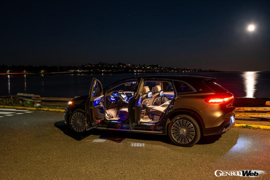 メルセデスの最高級フル電動SUV「メルセデス・マイバッハ EQS 680 SUV」のインテリア。