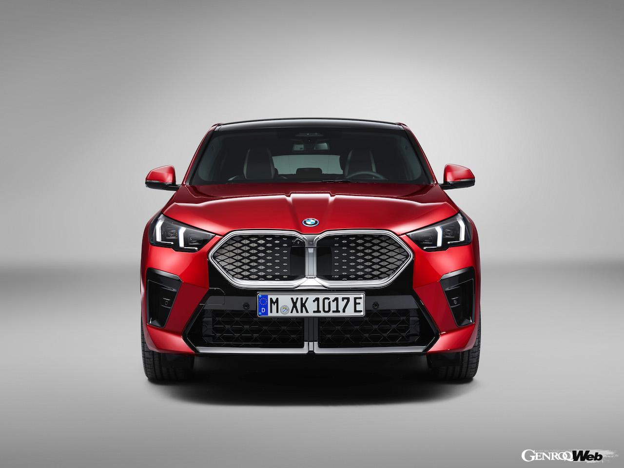 フル電動モデルとして登場した「BMW iX2」のエクステリア。