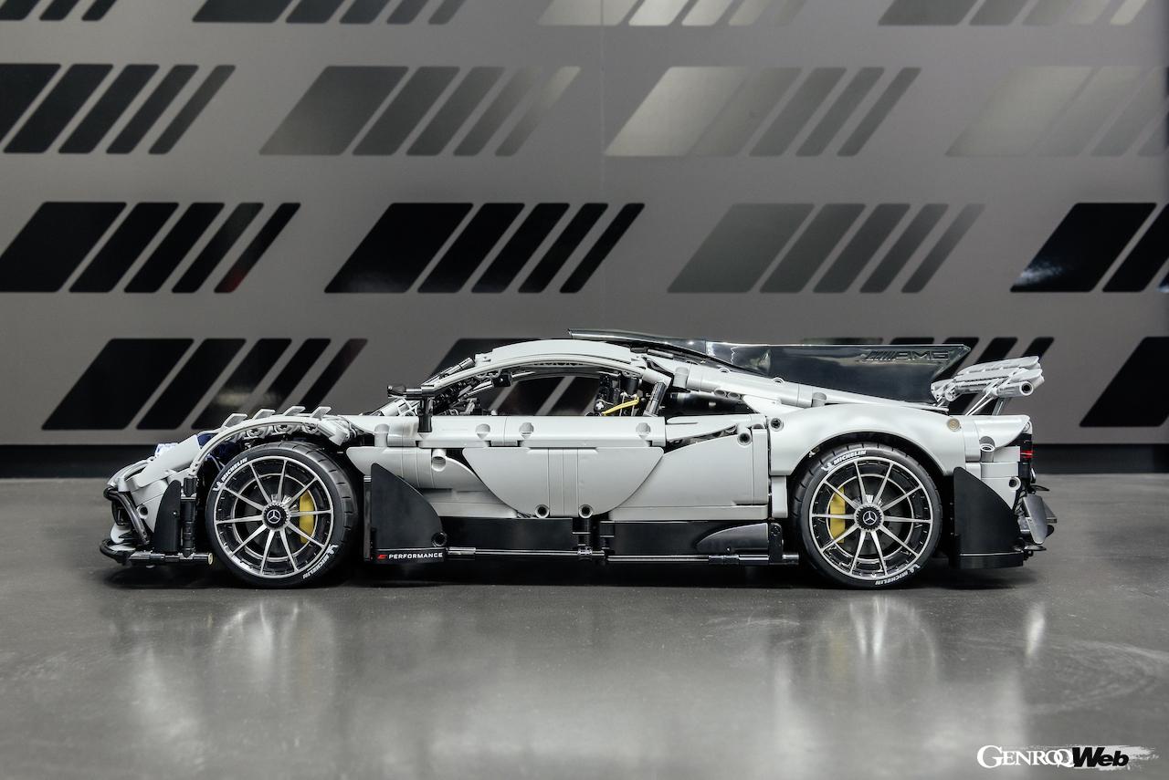 レゴ互換ブロックCaDAから登場した、1/8スケール「メルセデスAMG ONE」。