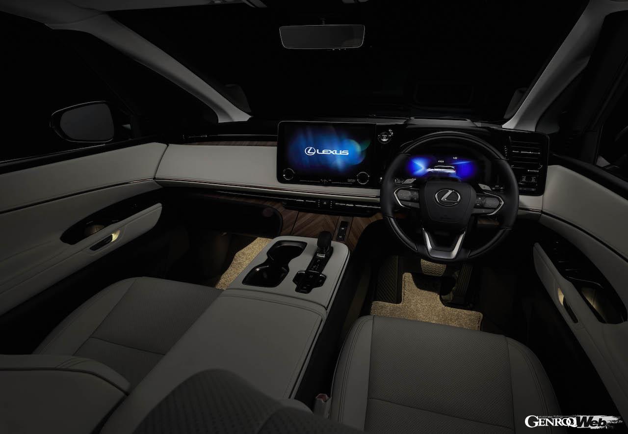 レクサスの最上級ピープルムーバー「LM」のインテリア。