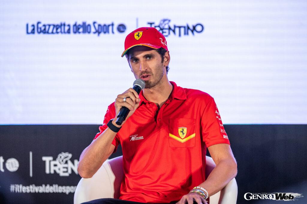 フェラーリのWECプログラムに起用されたジョビナッツィは、6名のドライバーによる良好な協力関係が、参戦初シーズンのル・マン制覇に繋がったと指摘する。