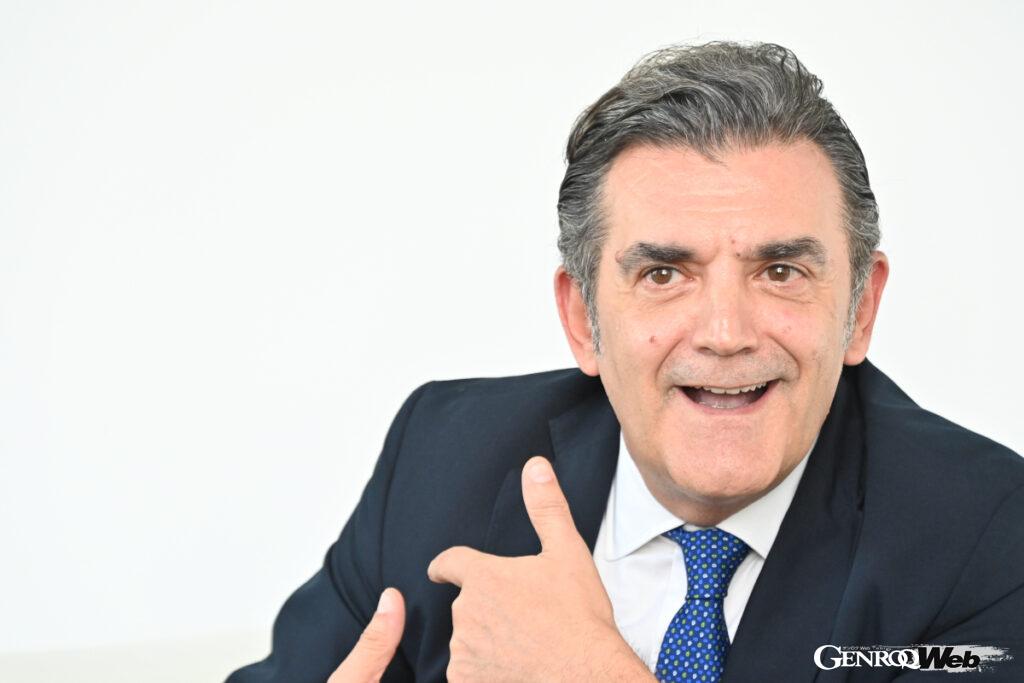 時折ユーモアを交えながら流暢な日本語を話すフェラーリ・ジャパンのドナート A.ロマニエッロ代表取締役社長。