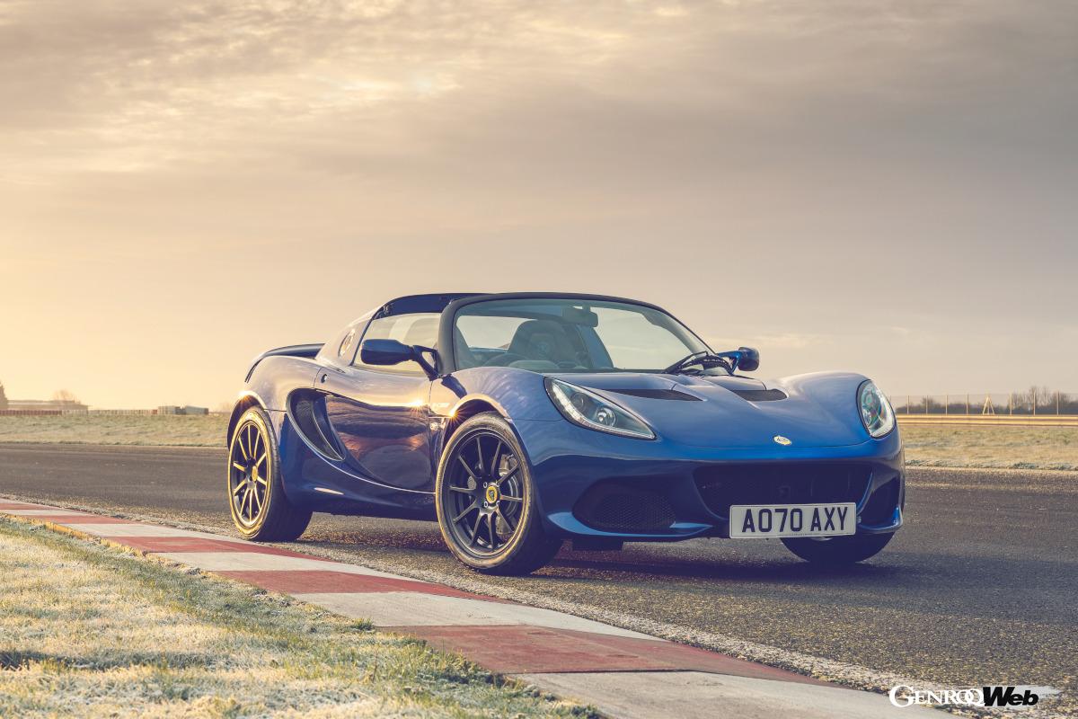 最終型のシリーズ3の価格帯は軒並み新車レベル。「安いな〜」と思うタマはかなり走っていることが多い。